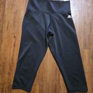 2 For $15 ⭐️ Adidas Women's Black Cropped Leggings